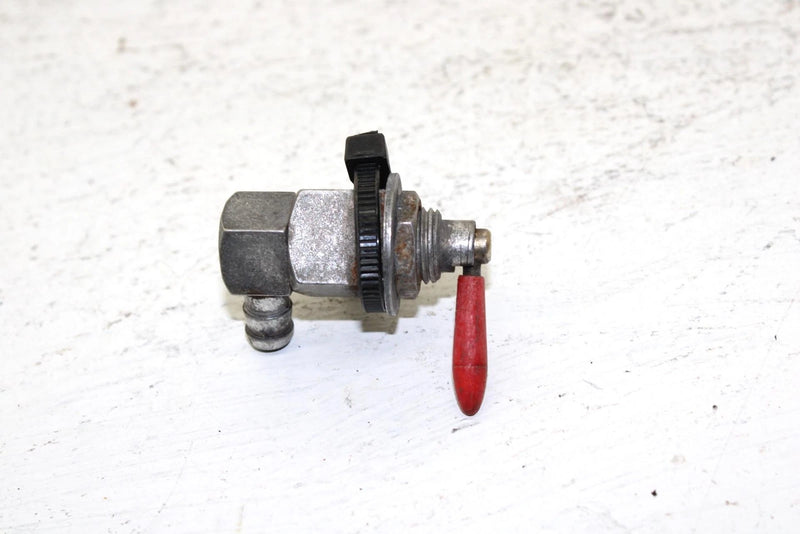 1996 Polaris 600 Xcr Sp Oem Fuel Valve 7051016 SP32