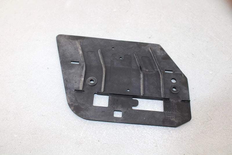 2009 Honda Trx680fga Oem Radiator Shroud 19033-HN8-000 AH23