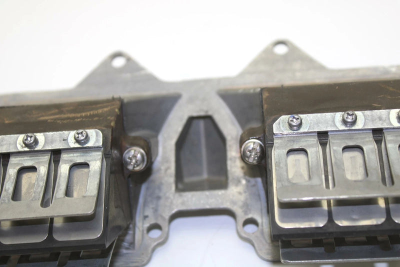 96 Yamaha Wave Runner III OEM Lower Intake Manifold 6M6-13641-00-94 JY0 