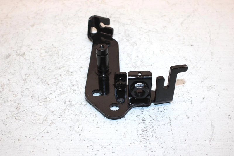 2004 Yamaha  Bruin 350 Oem Brake Pedal Bracket 5TE-F7412-10-00 AY24