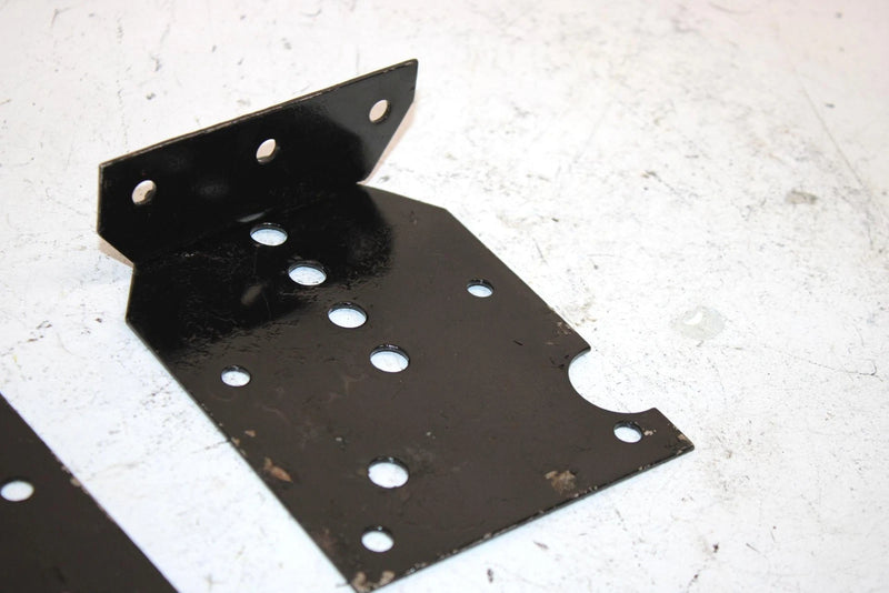 93 Polaris Trail Oem Rear Suspension Bracket Set 1011906-067 1011905-067 SP147