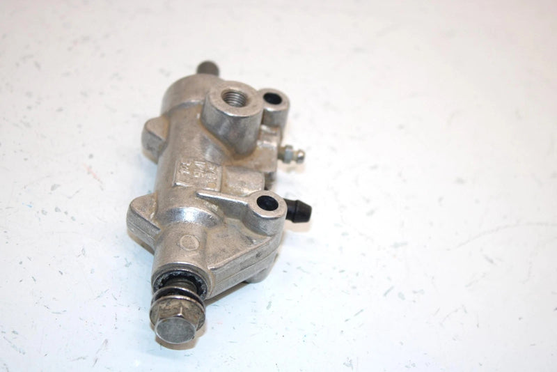 07 Polaris Hawkeye  4x4 Oem Rear Master Cylinder 2203088 AP83
