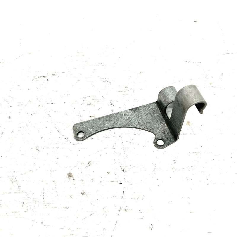 2004 Yamaha Rhino 660 OEM Oil Line Guide Bracket 5UG-13487-00-00 XY3.1