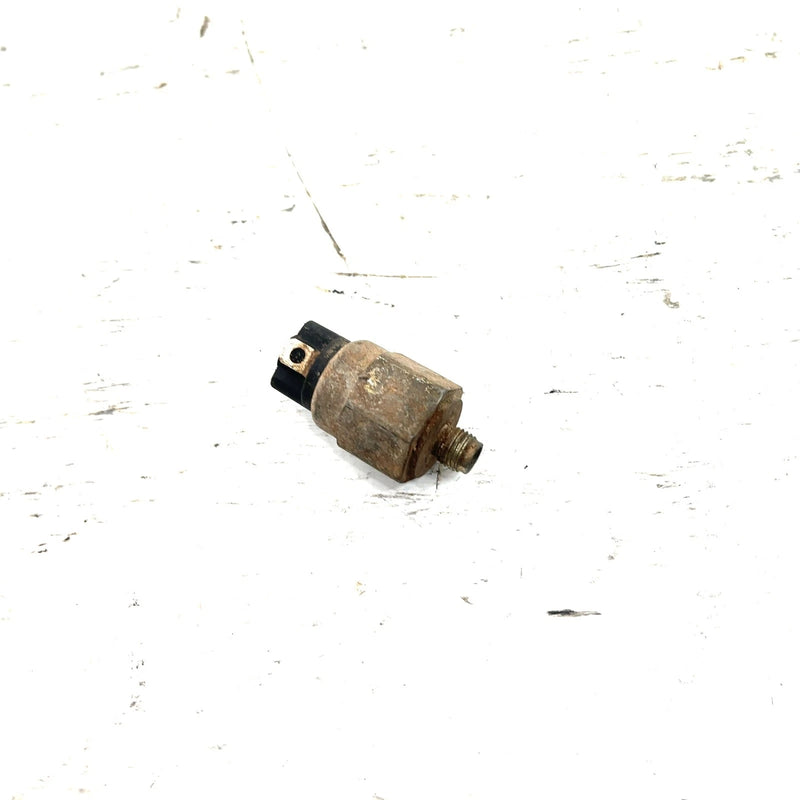 2002 Arctic Cat 375 2x4 Automatic OEM Brake Switch 0402-306 AA41