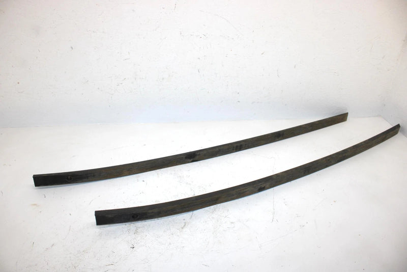 89 Polaris 500 Oem Rail Slider Pair 5521320 SP133