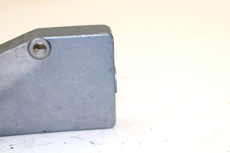 1989 Yamaha Waverunner 500 Oem Starter Motor Bracket 6K8-81822-00-94 JY4