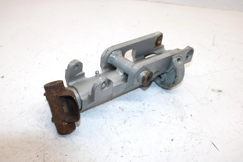 05 Arctic Cat M6 Efi 141 Oem Right Steering Knuckle 1703-630 SAS2