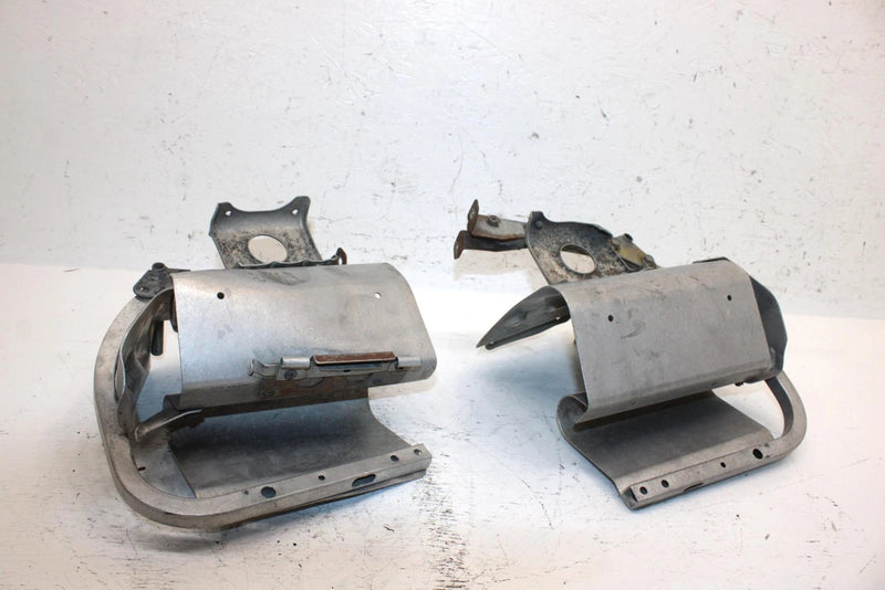 1994 Yamaha Vmax 600 Oem Footrest Set 8AB-21926-00-00 SY25