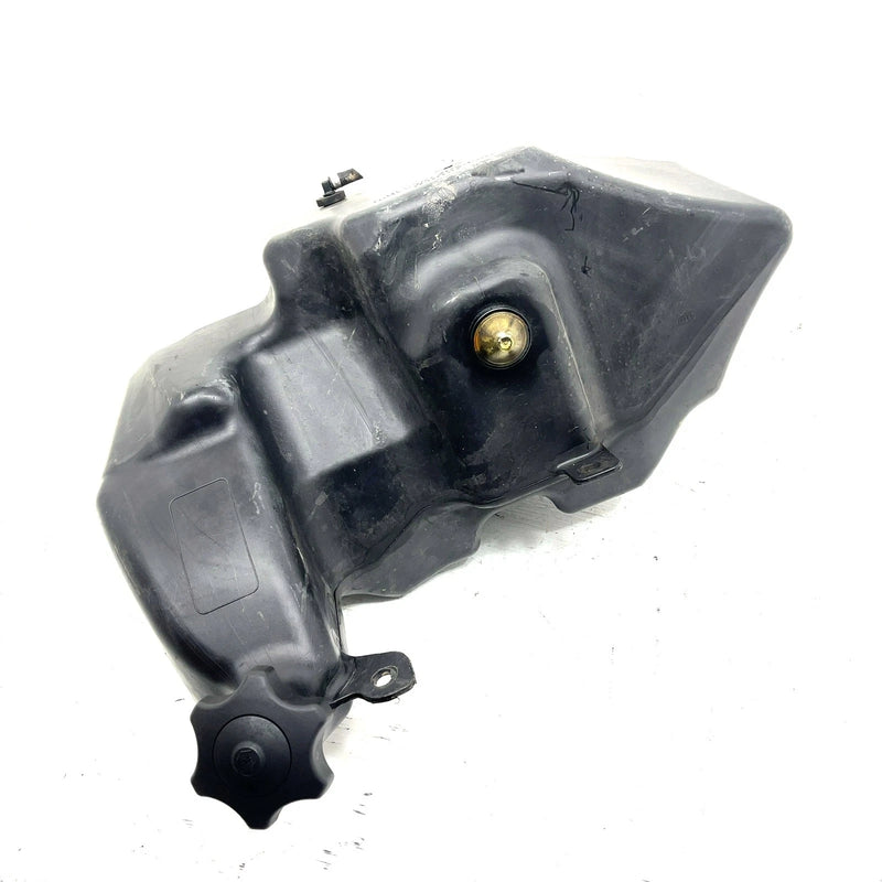2004 John Deere Trail Buck 650 EXT OEM Fuel Gas Tank 709000025 AJ1