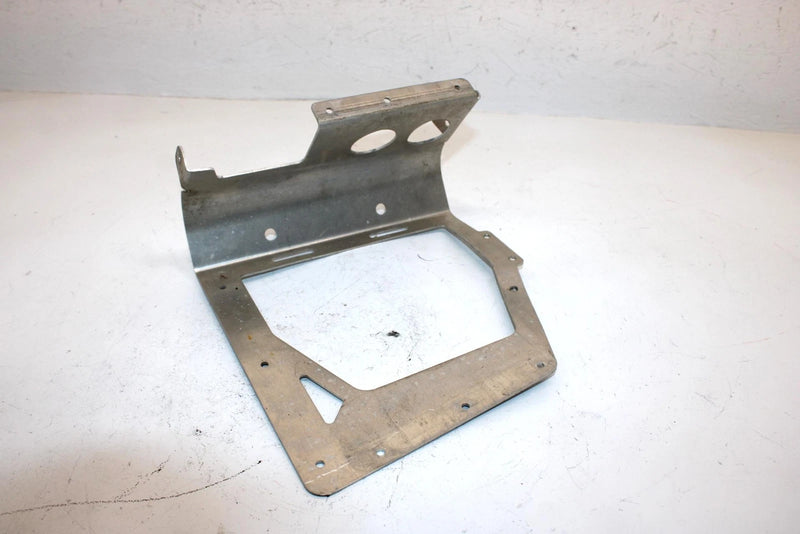 11 Polaris Shift 550 Oem Right Toe Clip 5248477 SP207