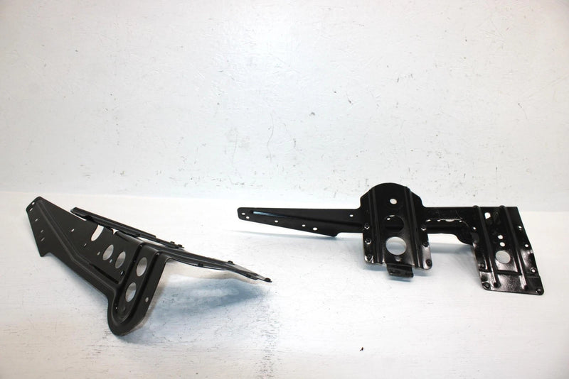 2002 Ski-doo Mxz 500 Oem Frame Support Set 518322742 518323318 SS16