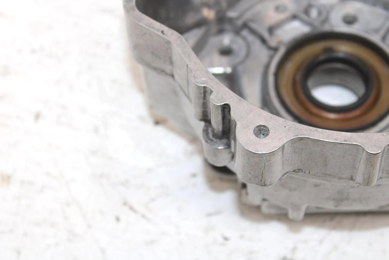 1985 Yamaha Vmax Oem Right Side Oil Pump Cover 8U9-15426-01-00 SY125