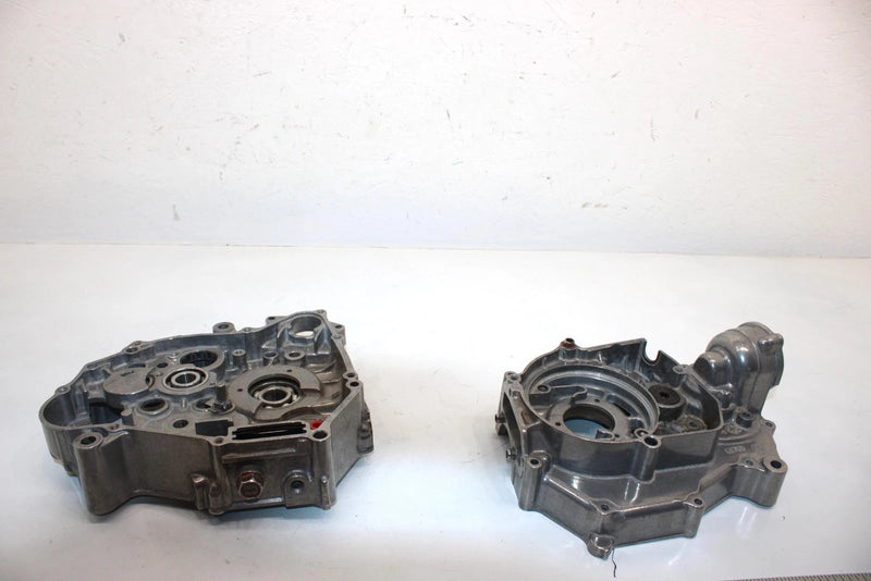 88 Yamaha  Champ 100 Yfm100u Oem Crankcase 2HX-15100-00-00 AY10