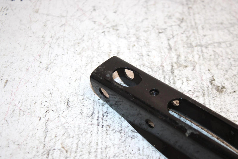 2004 Honda Fourtrax Recon Es Oem Foot Peg Bracket 50611-HN8-000 AH8