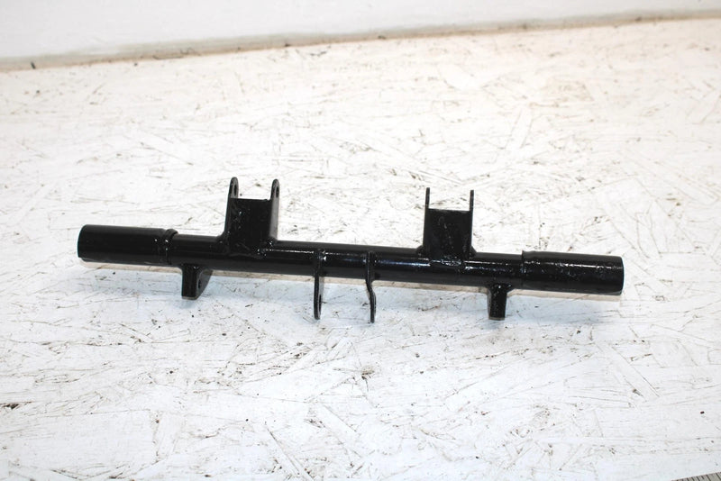 1988 Yamaha Bravo Oem Upper Pivot Arm 8R4-47332-00-00 SY72