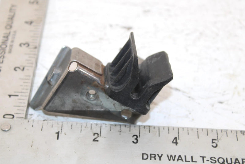 1985 Yamaha Vmax Oem Right Side Hood Locating 8M6-23889-01-00 SY125