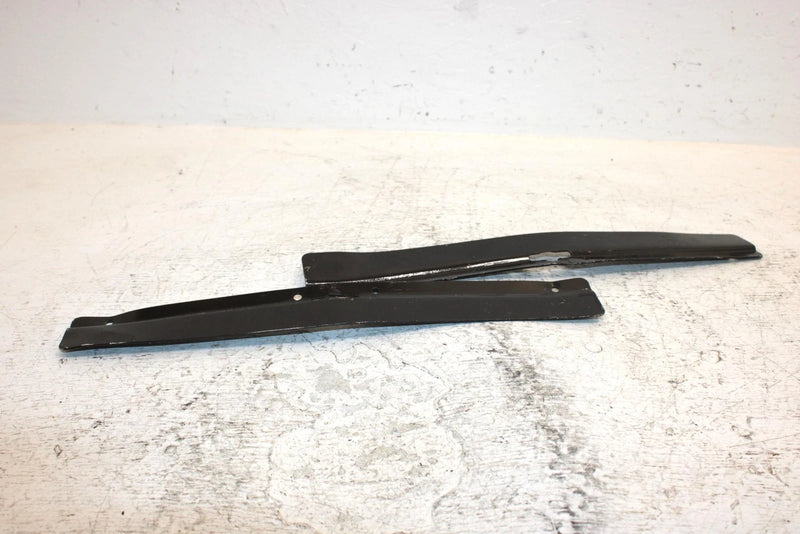 1996 Arctic Cat Zrt 600 Oem Rear Hood Guide Pair 0616-832 SA6