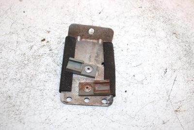 02 Ski-doo Grand Touring 500 Oem Connector Bracket 515175738 SS24