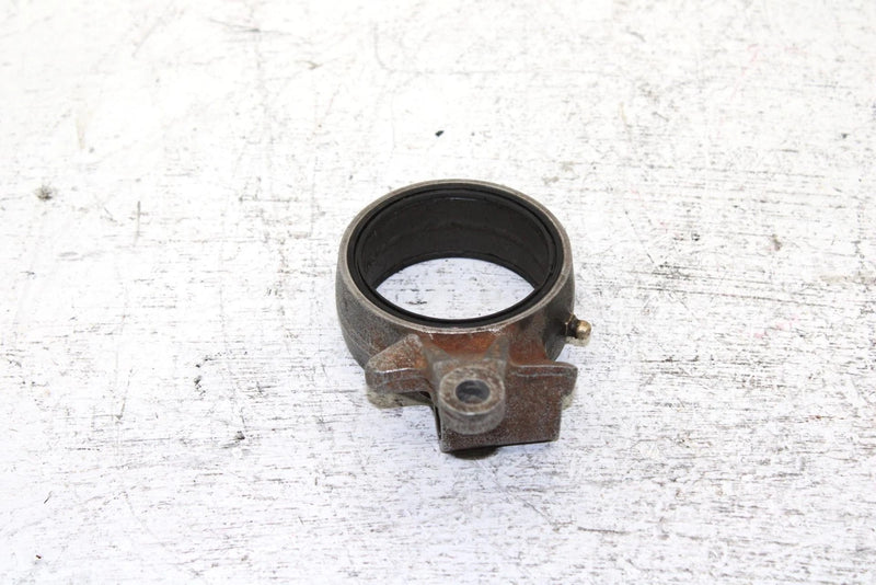 1989 Yamaha Phazer Oem Right Steering Bracket 8V0-23852-01-00 SY13