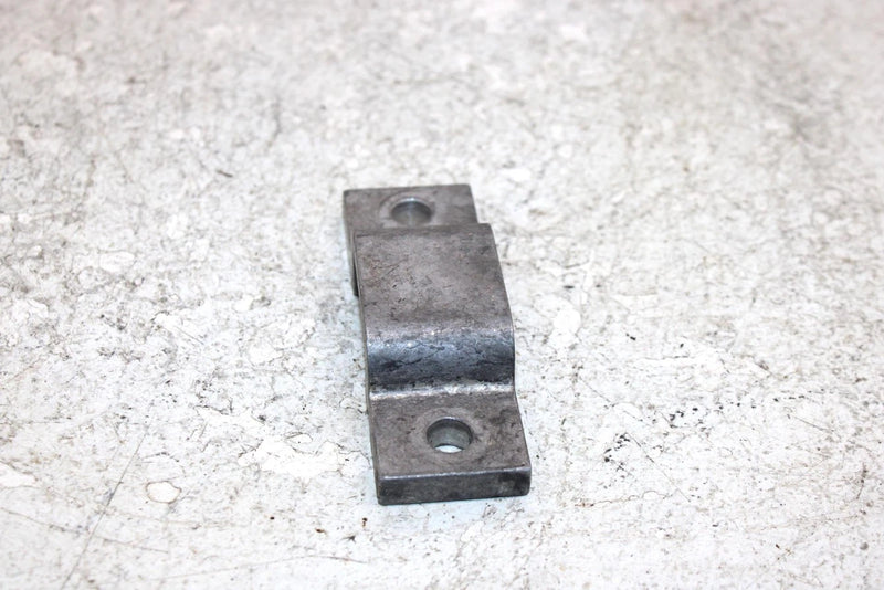 2007 Honda Fortrax 680 Oem Sway Bar Bushing Cap 52308-HN8-000 AH46