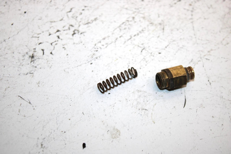 90 Yamaha Exciter Oem Choke Plunger Spring and Cap 8U9-14174-00-00 SY3