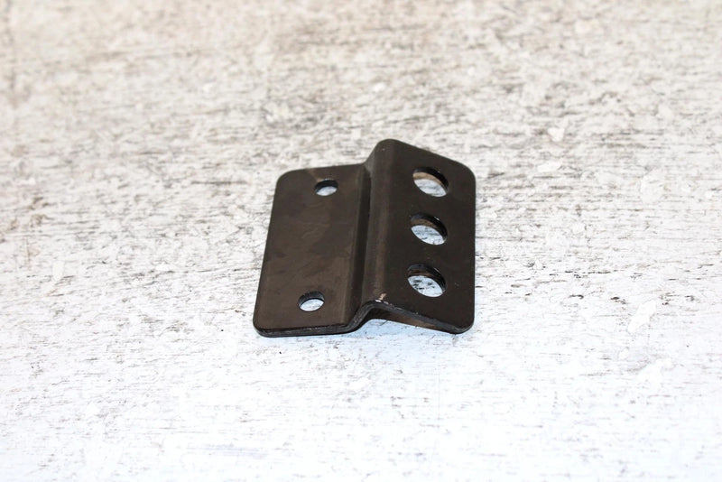 2000 Polaris Classic Touring Oem Retention Bracket 5242553-067 SP54
