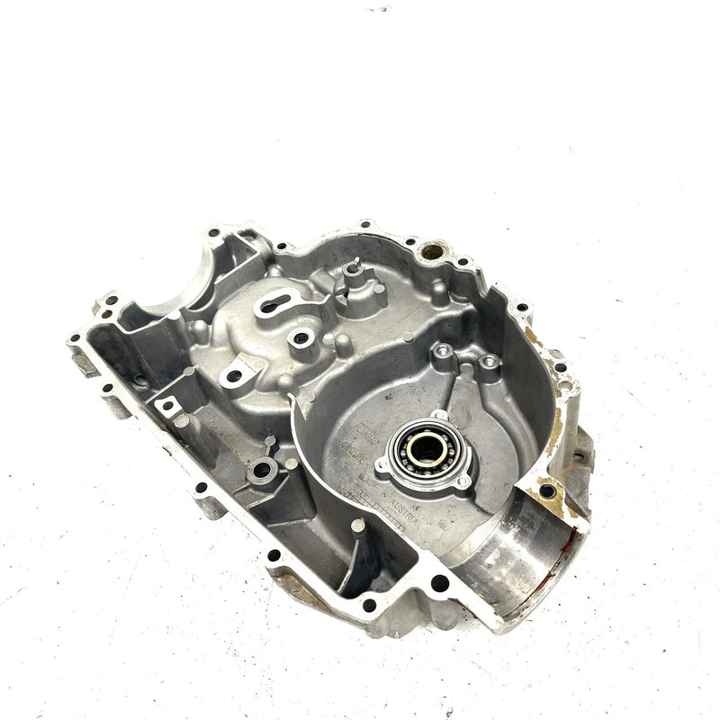 2004 John Deere Trail Buck 650 EXT OEM Crankcase Side Cover 420296652 AJ1