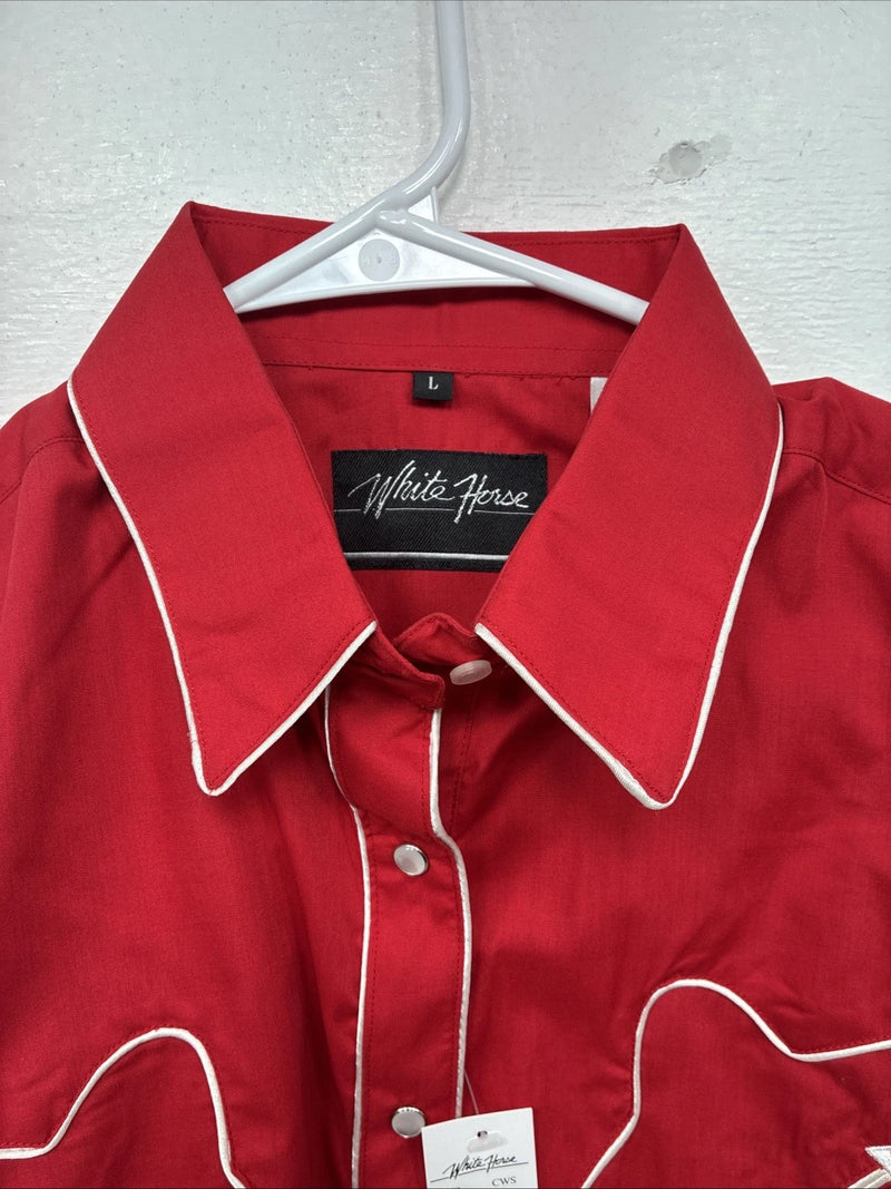New Women’s White Horse Red Design Long Sleeve Pearl Snap Size Large YY-17