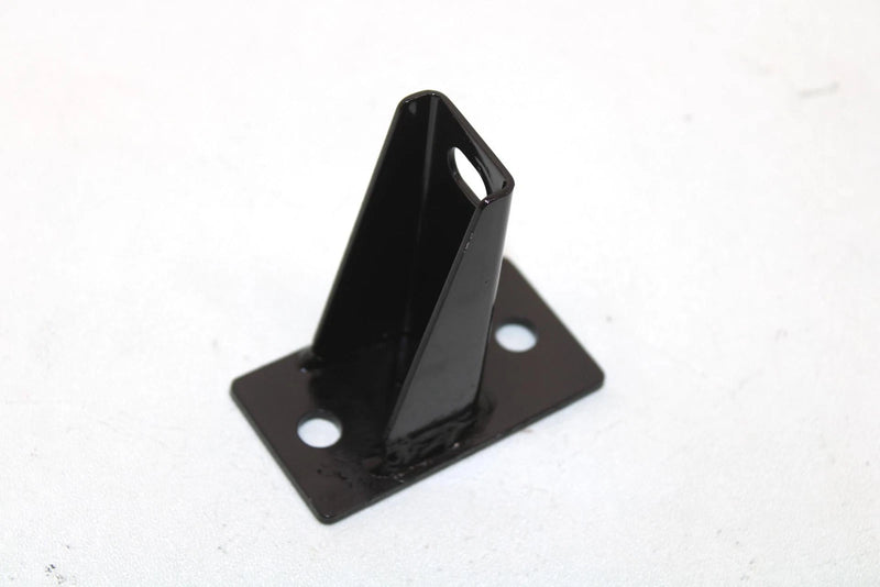 1998 Polaris Xpress 300 Oem Lower Engine Mounting Bracket 1040532-067 Q3016