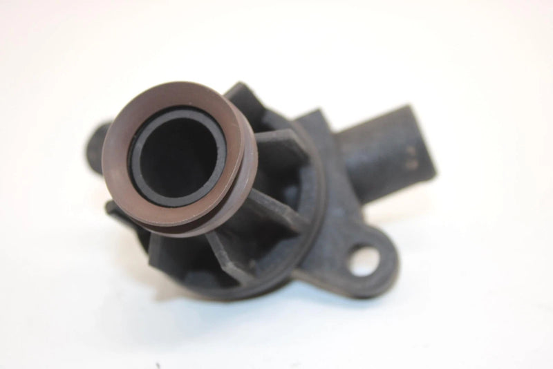 03 Bombardier Quest 650 Oem Camshaft Cover 711610270 AB1