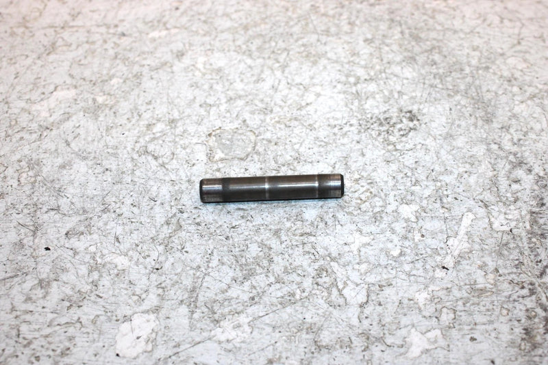 1998 Suzuki Quadrunner 250 Oem Sub Shift Fork Shaft 25421-35410 AS13