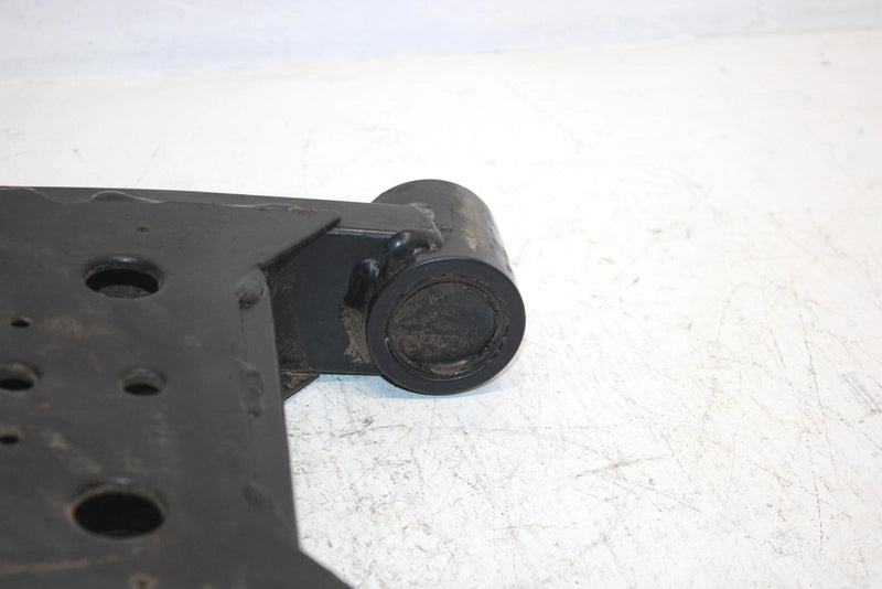 2001 Polaris Magnum 325 Oem Swingarm 1541577 AP30