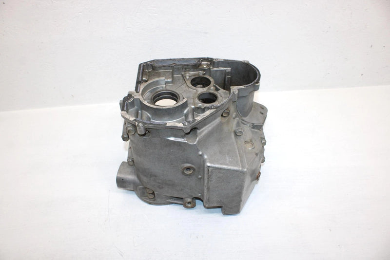 2011 Polaris Ranger 800 Oem Crankcase 2204395 XP4