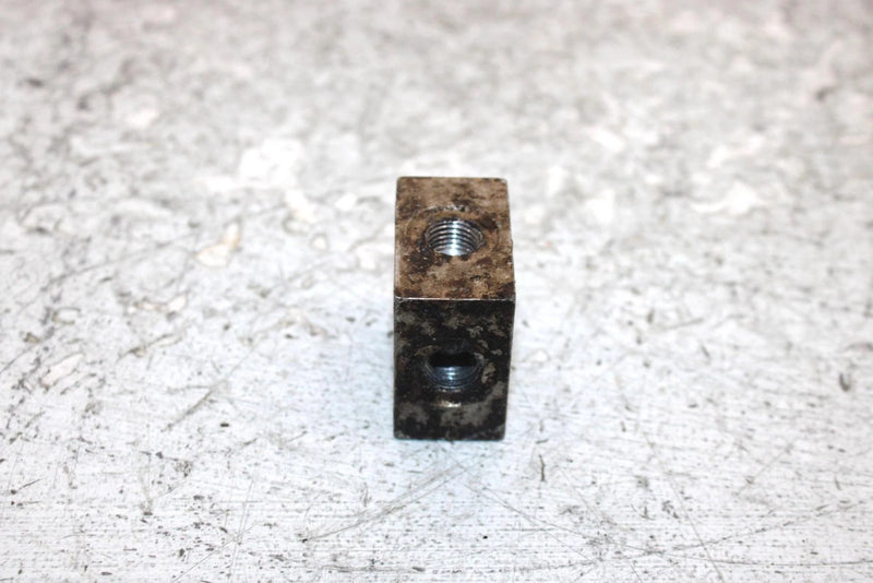 2015 Polaris Ranger 570 Eps Oem Brake T Fitting 7052292 XP5.1