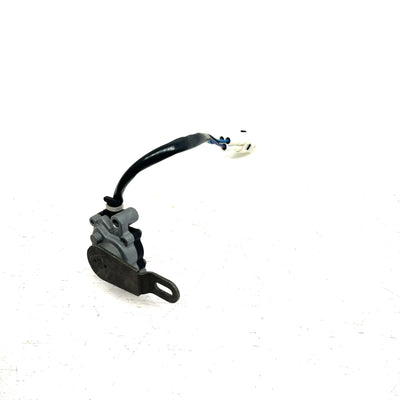 2002 Suzuki Quadrunner 500 LTF500F 4x4 OEM Reverse Switch 37600-09F00 AS37