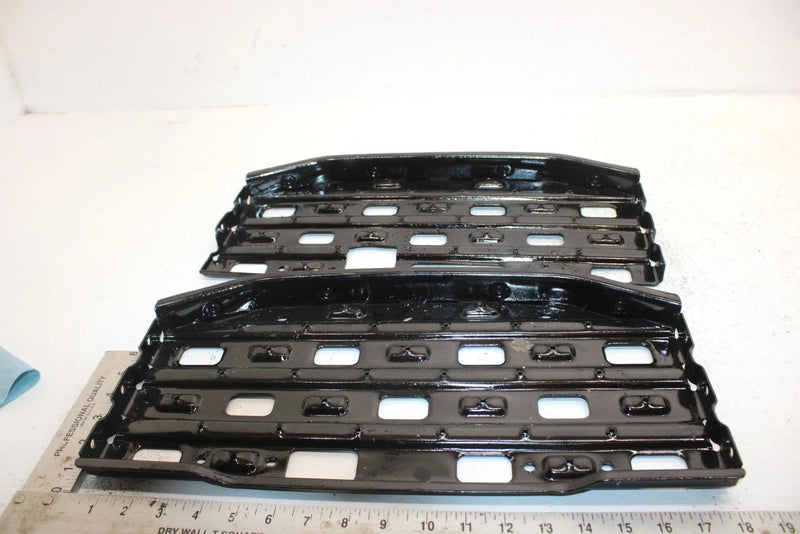 1997 Polaris Magnum 425 Oem Footrest Set 1040274-067 1040274-117 AP166