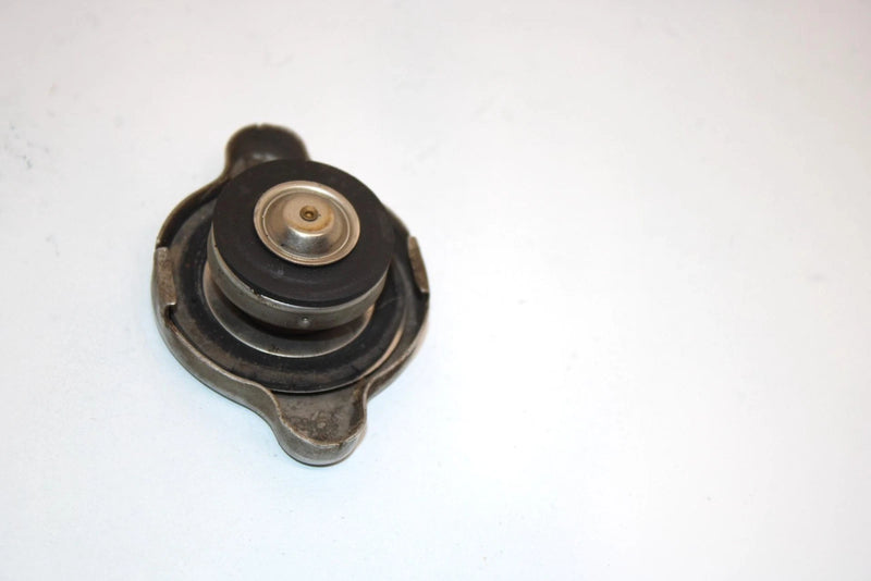 03 Arctic Cat 500 Fis Automatic  Oem Radiator Cap 0413-255 AA4