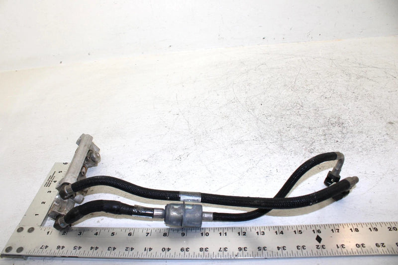 2013 Polaris 600 Rush Pro R Oem Fuel Rail Assembly 2521143 SP29