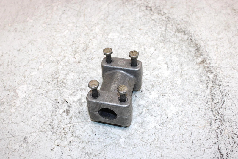2000 Polaris Xplorer Oem Handlebar Clamp W/Bolts 2200774 AP169