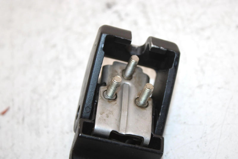 1993 Yamaha Waverunner 650 Oem Hood Latch FJ0-62840-00-00 JY23