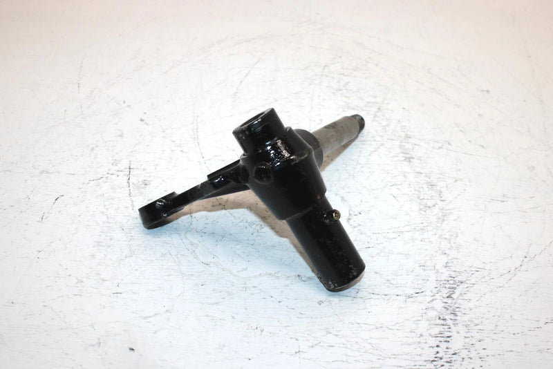 1986 Yamaha  Moto 4 Oem Left Steering Knuckle 59V-23501-01-00 AY7