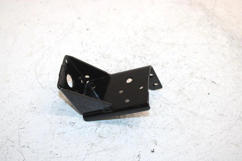 92 Polaris 500 Oem Front Muffler Support 5222575 SP52