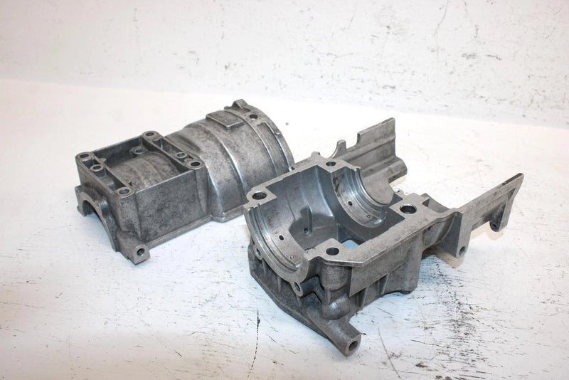1989 Yamaha Inviter Oem Crankcase 81E-15100-00-00 SY17