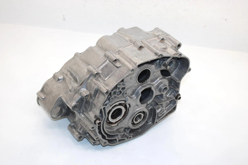 85 Yamaha  Moto 4 Yfm200n Oem Crankcase Assembly 52G-15100-00-00 AY17