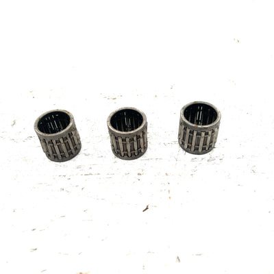 95-97 Kawasaki Jet Ski 900 ZXi OEM Wrist Pin Bearing Set Of 3 13033-3702 JK1