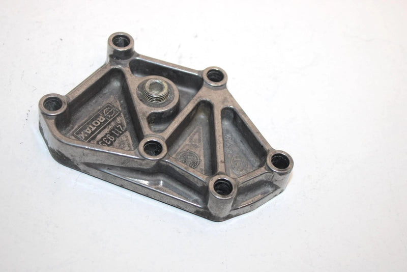 2001 Bombardier Traxter Oem Oil Duct Cover 711211935 AB10