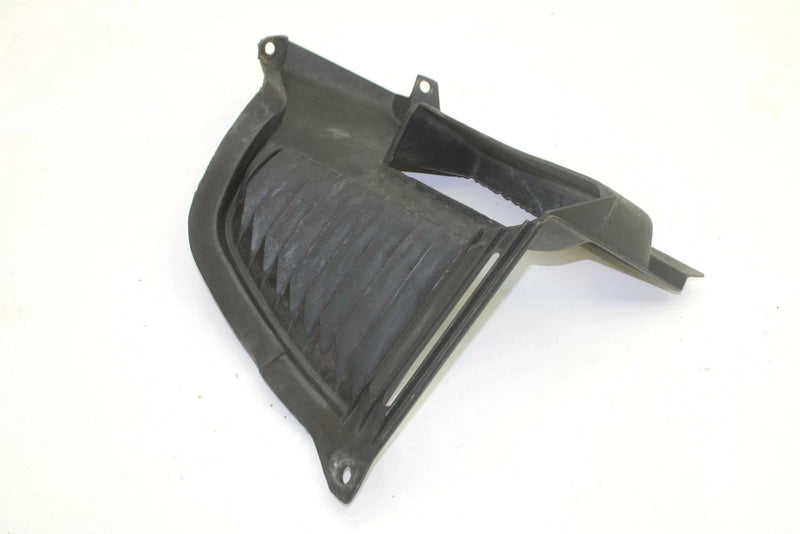 Yamaha OEM Right Louver 8K4-77132-00-00 SY49