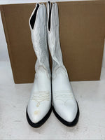 New Women’s White Capezio Cowboy Boots.  L 400 7 M. 18-130