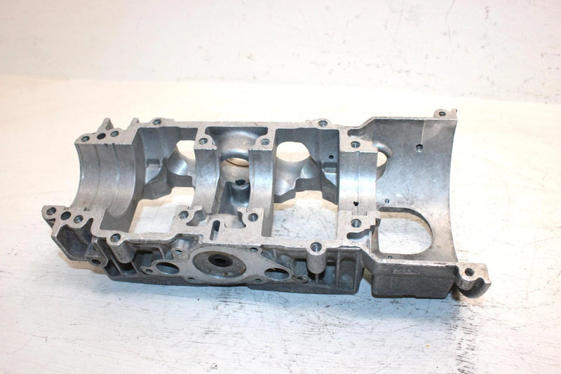 1998 Ski-doo Mxz 670 Oem Upper Crankcase Half 420888015 SS17