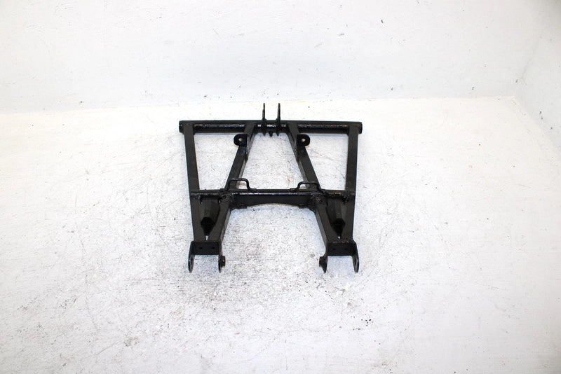 1999 Yamaha Vmax 600 Sx Oem Rear Suspension Front Pivot Arm 8CV-47331-01-00 SY5